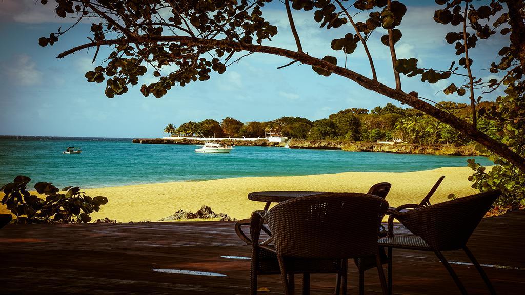 Hispaniola Luxury Ocean Front Condo Sosua Exterior photo